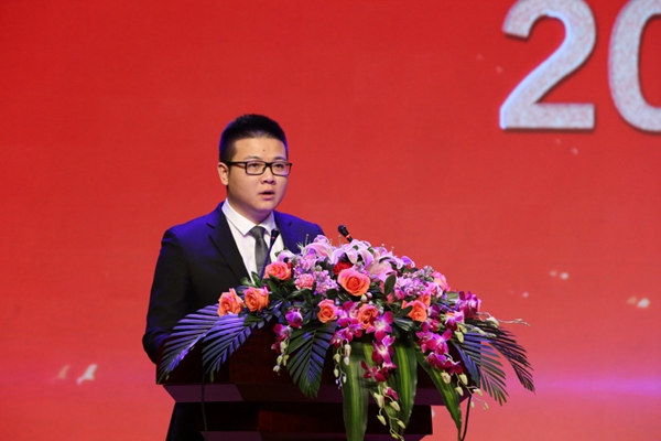 1518224416241928B06X.jpg 20180209银河集团9873com大会35.JPG